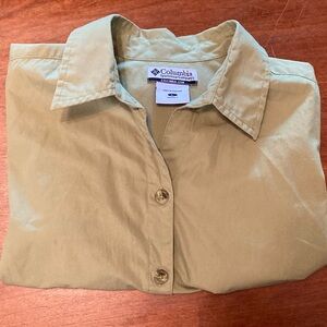 Columbia Women's Button-Down Shirt - 3/4 sleeve